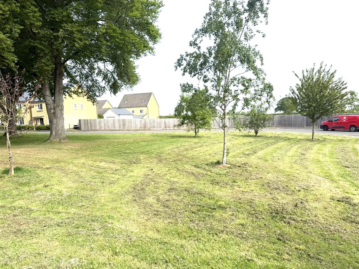Sandown Crescent, 